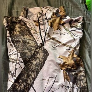 Mossy Oak pink camo athletic sweater